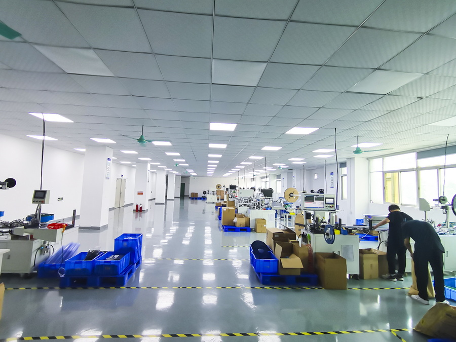 步步精科技重大技術突破,為華為Mate60 Pro提供高效快充體驗